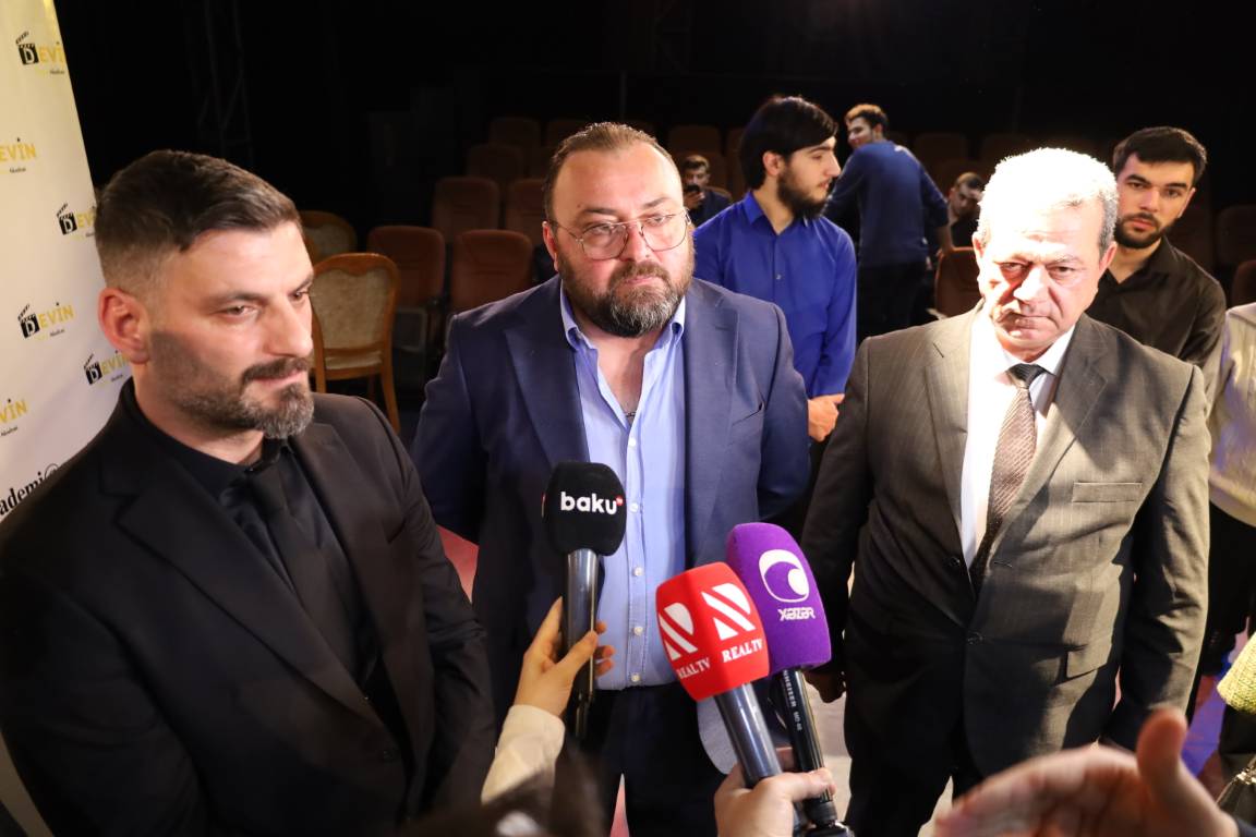 DEVIN FILM Backstage - Basın