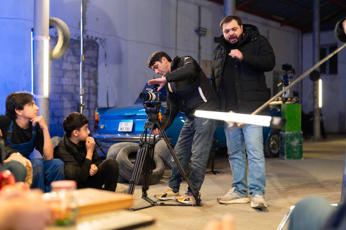 DEVIN FILM Backstage - Kino