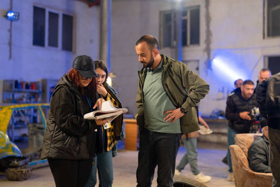 DEVIN FILM Backstage - Kino