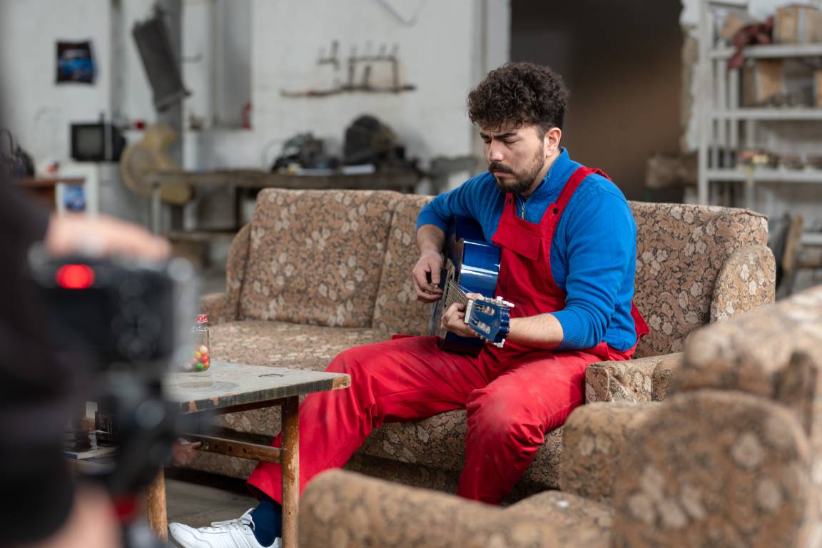 DEVIN FILM Backstage - Kino