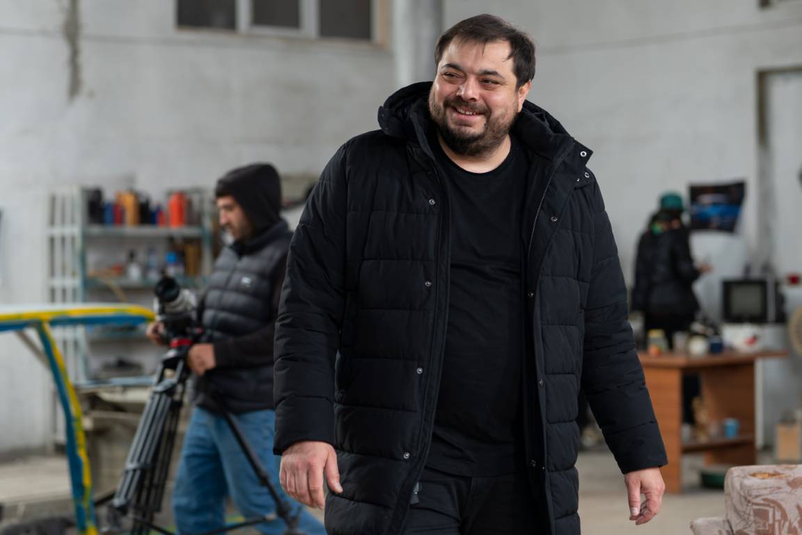 DEVIN FILM Backstage - Kino