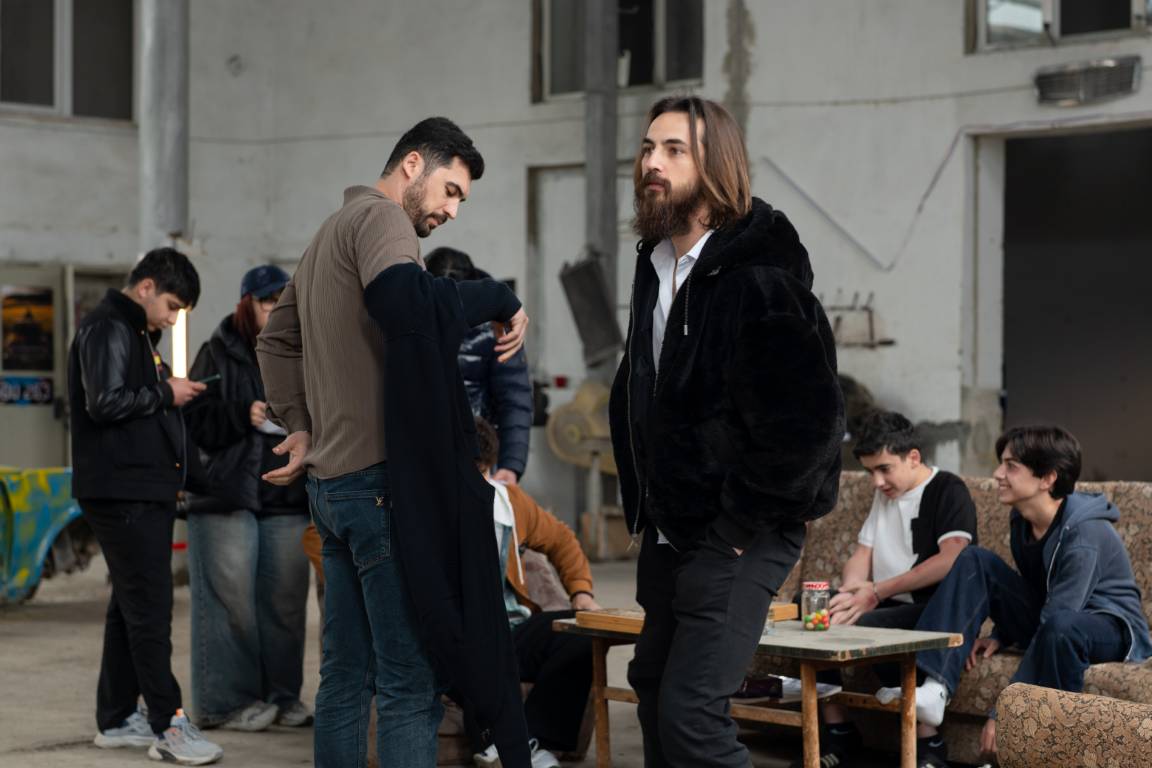 DEVIN FILM Backstage - Kino