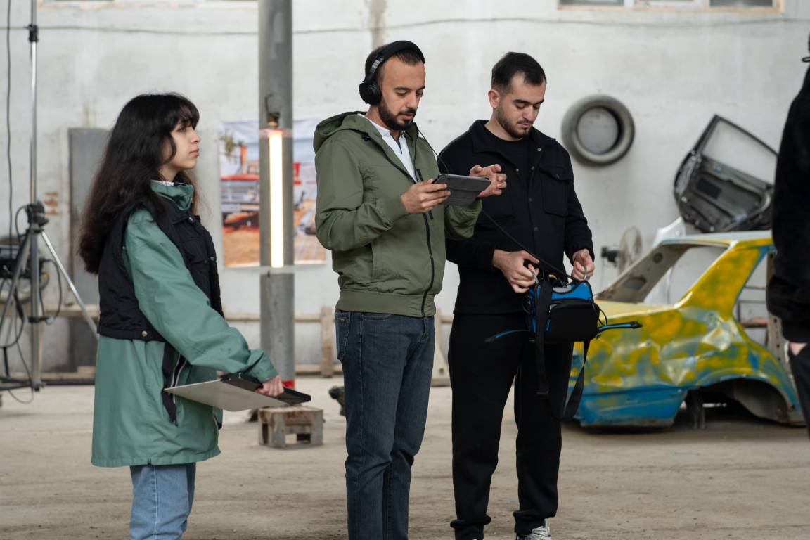 DEVIN FILM Backstage - Kino