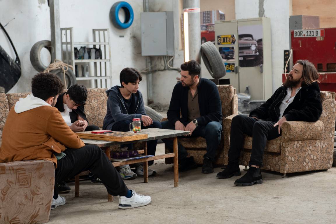 DEVIN FILM Backstage - Kino