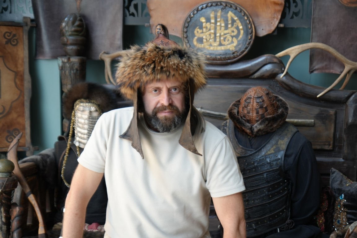 Kostyum və Aksesuar